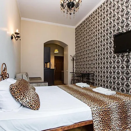 Apartment в оренду на копеника 12, біля палацу потоцьких *