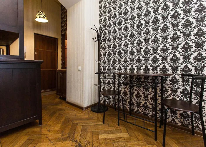 в оренду на копеника 12, біля палацу потоцьких Lwów