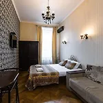 Apartment в оренду на копеника 12, біля палацу потоцьких *