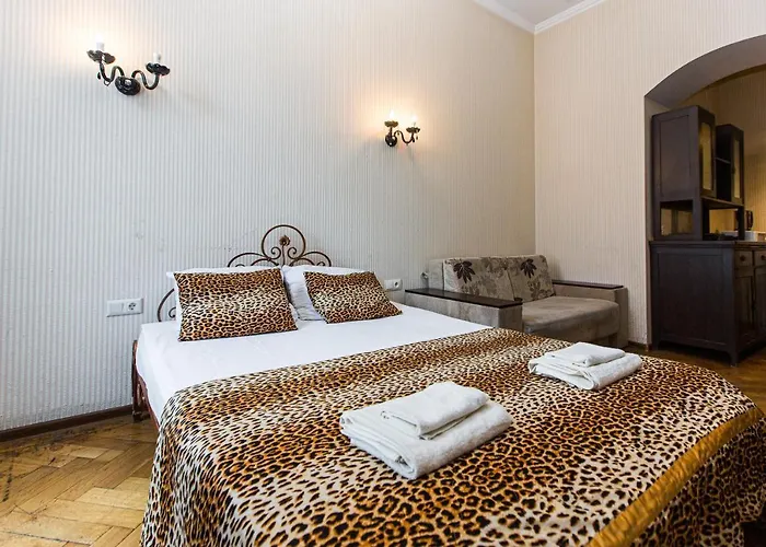 в оренду на копеника 12, біля палацу потоцьких Apartment