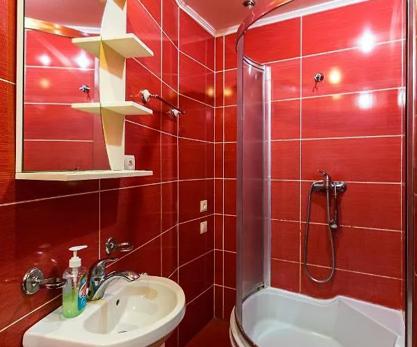 в оренду на копеника 12, біля палацу потоцьких Lviv