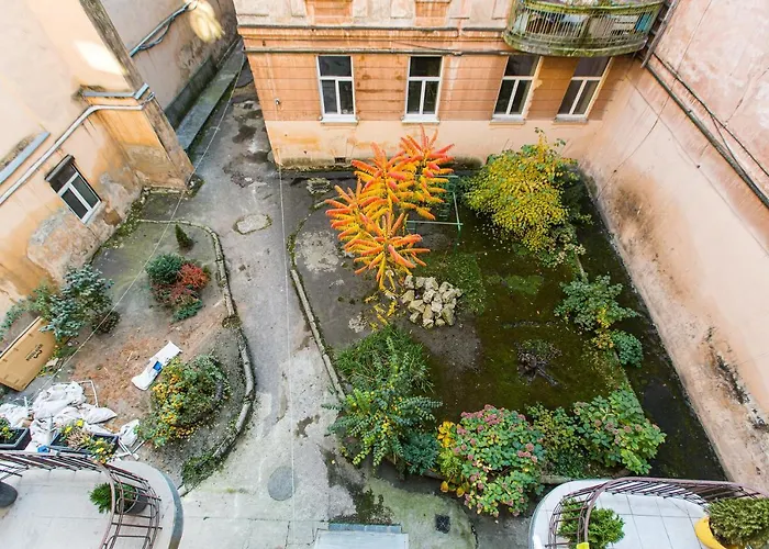 Apartment в оренду на копеника 12, біля палацу потоцьких